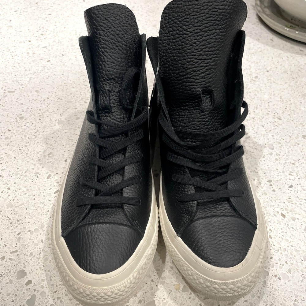 Converse Leather high top sneakers